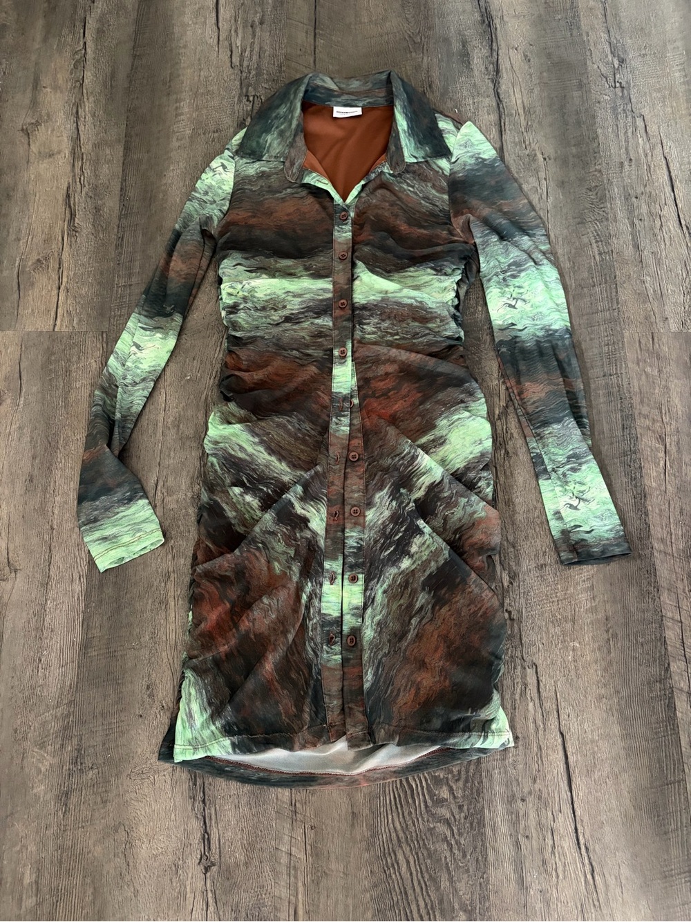 Noisy May Long-Sleeve Button-Front Dress in Green and Brown